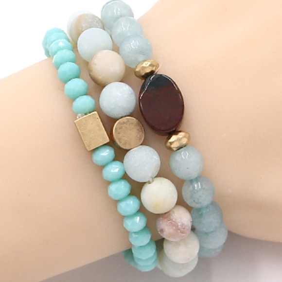 Jewelry - Green Stone Stacked Bracelet - 3pcs